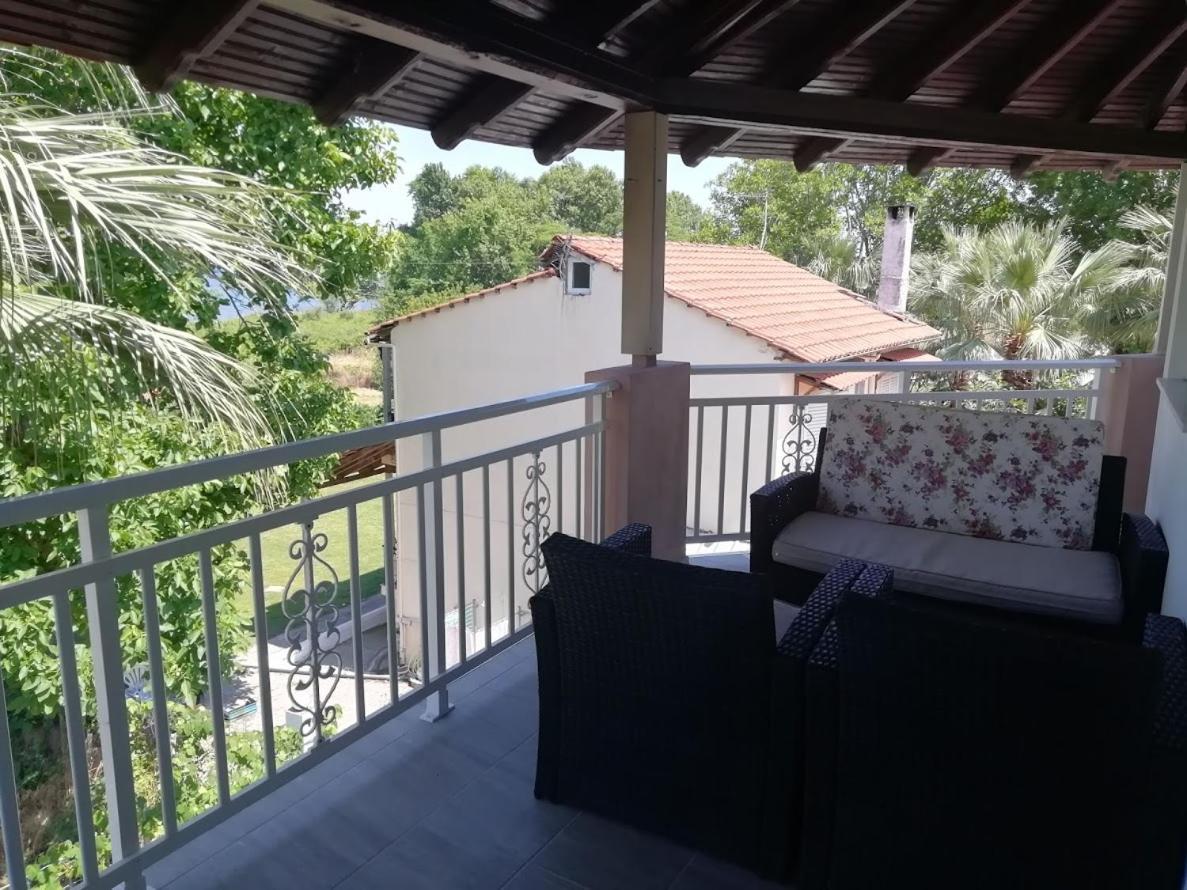 Villa Fotis View Paralía Skotínis Екстериор снимка